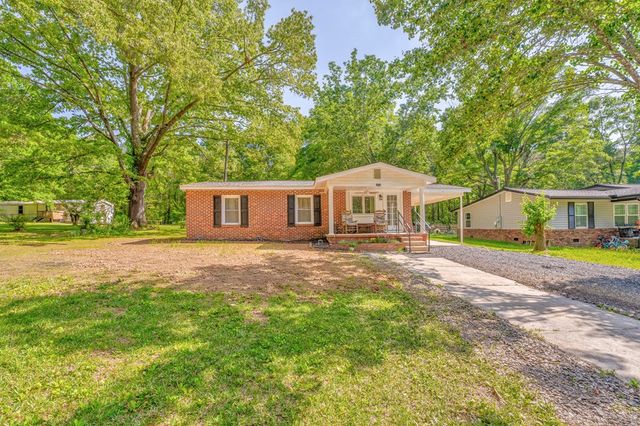3939 NE Miller Drive, Dalton, GA 30721