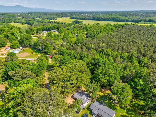 3939 NE Miller Drive, Dalton, GA 30721