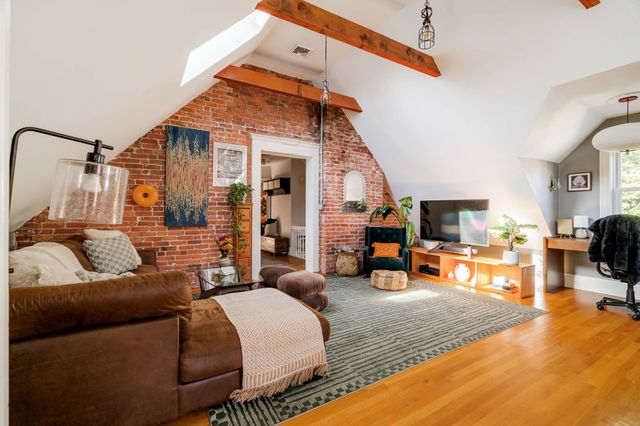 4 Ada 3, Boston, MA 02131