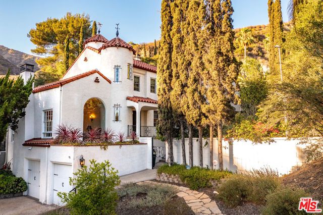 1258 E Elmwood Avenue, Burbank, CA 91501