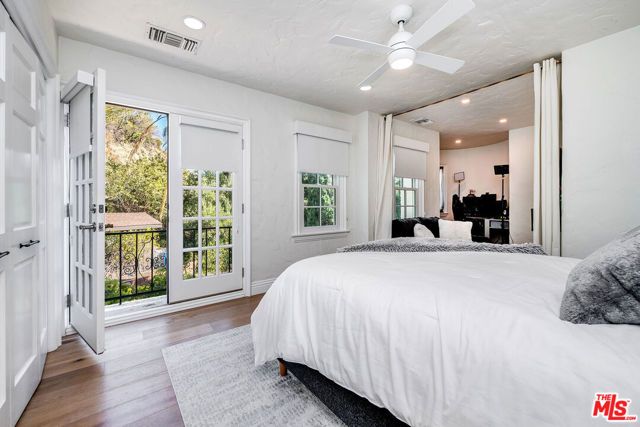 1258 E Elmwood Avenue, Burbank, CA 91501