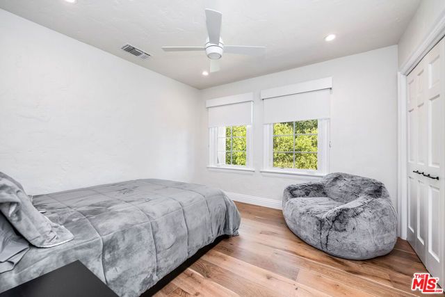 1258 E Elmwood Avenue, Burbank, CA 91501