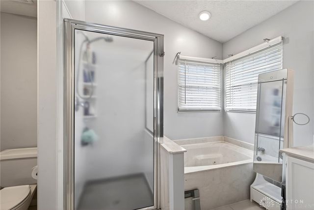 901 Highridge Court, Miamisburg, OH 45342