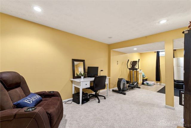 901 Highridge Court, Miamisburg, OH 45342