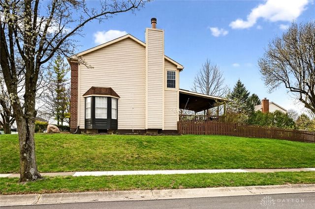 901 Highridge Court, Miamisburg, OH 45342