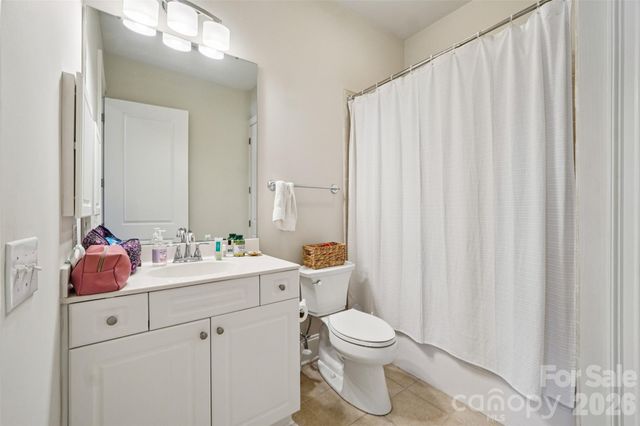 2952 Selwyn Avenue 203, Charlotte, NC 28209