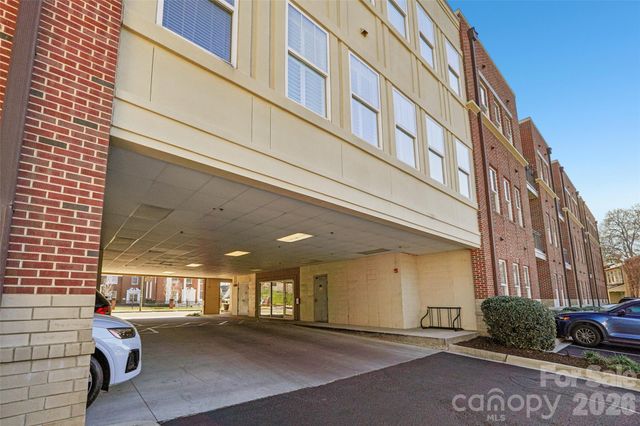 2952 Selwyn Avenue 203, Charlotte, NC 28209