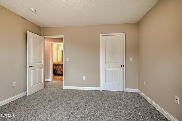 105 Smartview Lane -, Abingdon, VA 24210