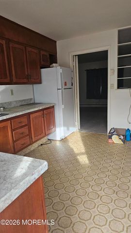 35F Cambridge Court, Lakewood, NJ 08701