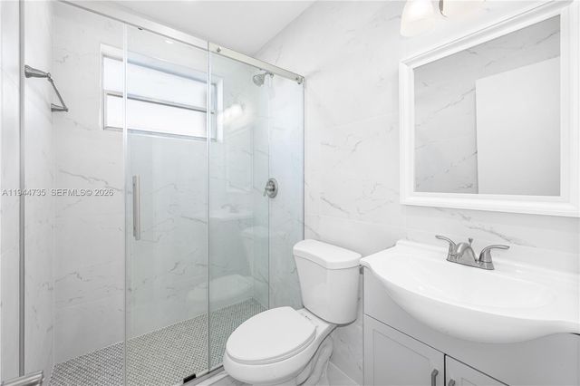 3855 SW 87th Pl 0, Miami, FL 33165