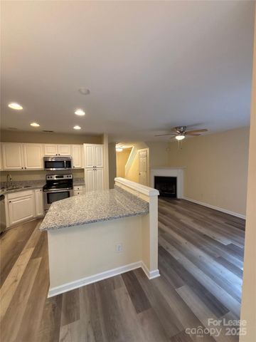 10012 University Park Lane, Charlotte, NC 28213