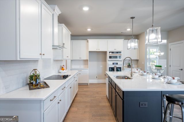 5381 Front Runner Court, Sugar Hill, GA 30518