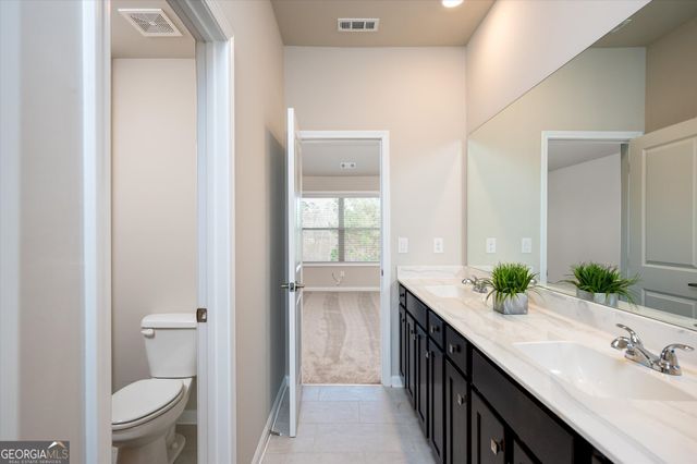 5381 Front Runner Court, Sugar Hill, GA 30518