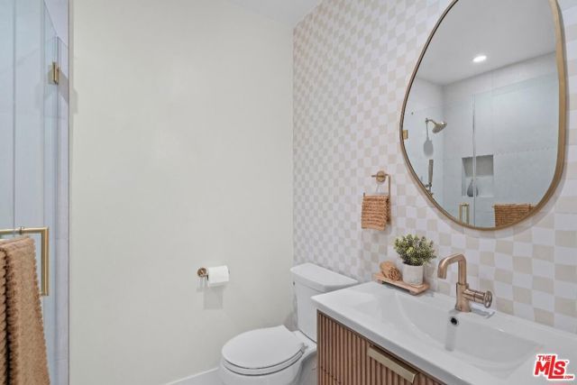 177 S Gardner Street, Los Angeles, CA 90036