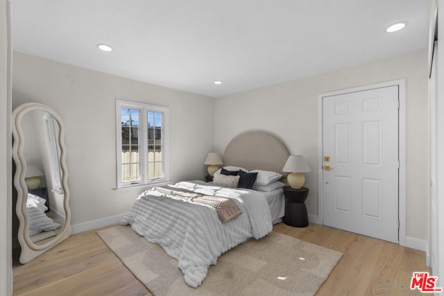 177 S Gardner Street, Los Angeles, CA 90036