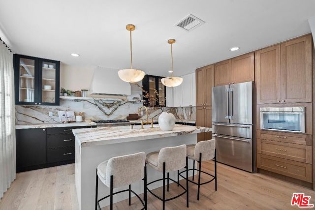 177 S Gardner Street, Los Angeles, CA 90036