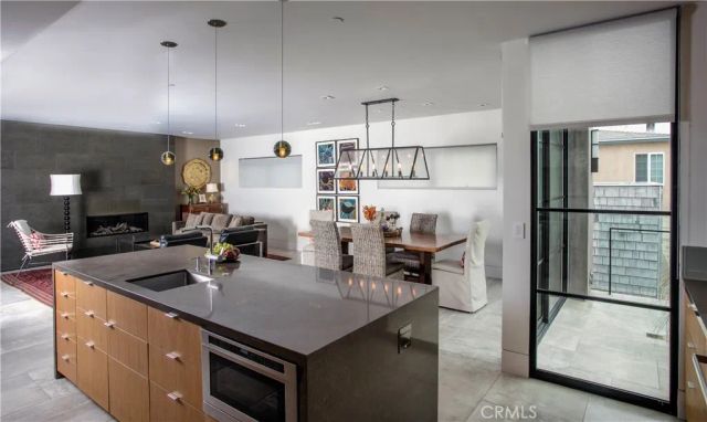 1139 W Balboa Blvd, Newport Beach, CA 92661