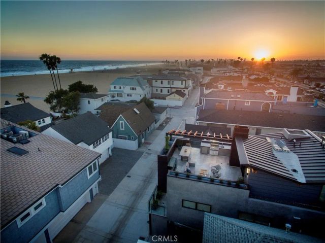 1139 W Balboa Blvd, Newport Beach, CA 92661