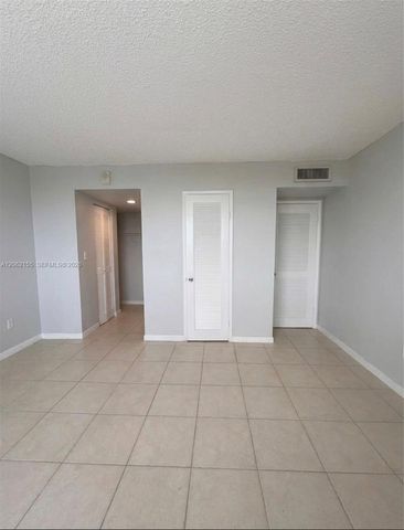 2841 NE 163rd Street 606, North Miami Beach, FL 33160