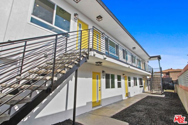 5529 Dairy Avenue, Long Beach, CA 90805