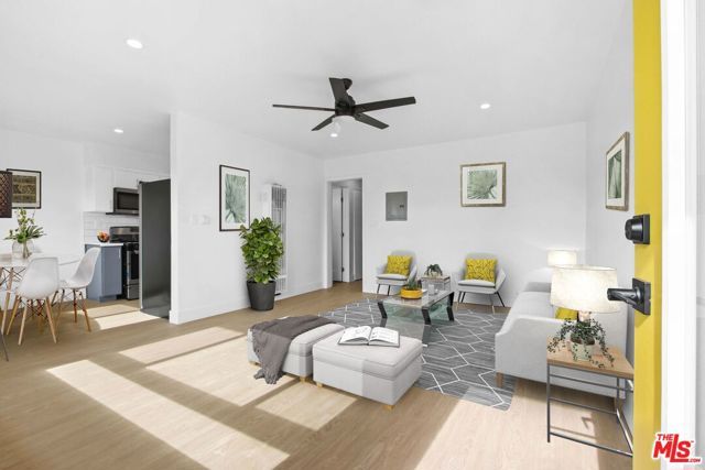 5529 Dairy Avenue, Long Beach, CA 90805