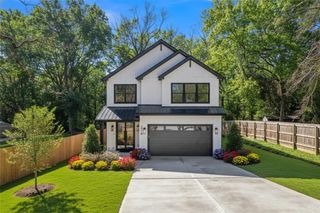 274 WHITE Street, Hoschton, GA 30548