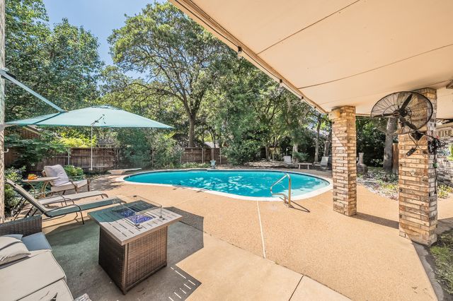 5220 Alexander Drive, Flower Mound, TX 75028