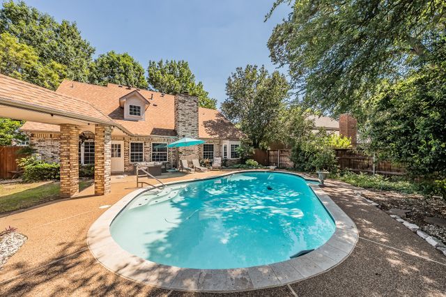 5220 Alexander Drive, Flower Mound, TX 75028