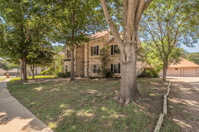 5220 Alexander Drive, Flower Mound, TX 75028