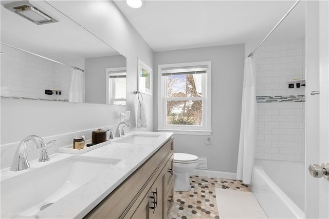 127 Dellwood Road, Cranston, RI 02920