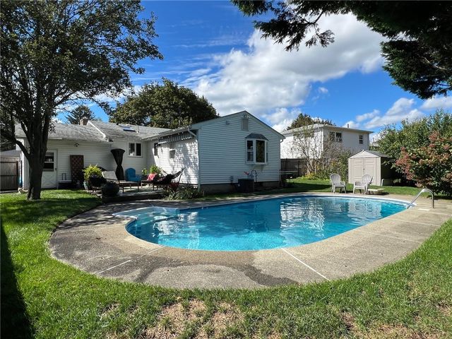 127 Dellwood Road, Cranston, RI 02920