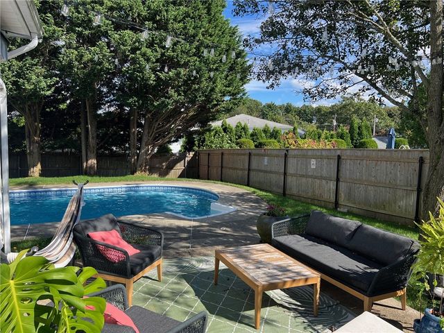 127 Dellwood Road, Cranston, RI 02920