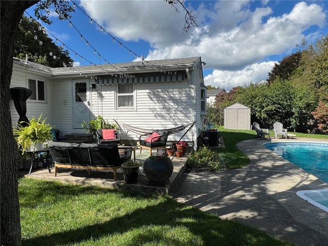 127 Dellwood Road, Cranston, RI 02920