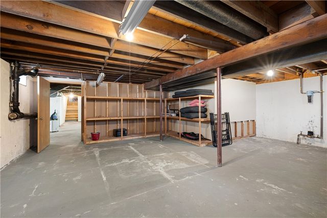 127 Dellwood Road, Cranston, RI 02920