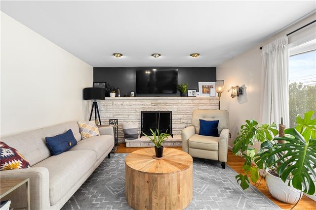 127 Dellwood Road, Cranston, RI 02920