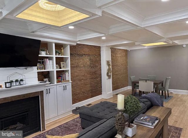 4594 BAKER ST, Philadelphia, PA 19127