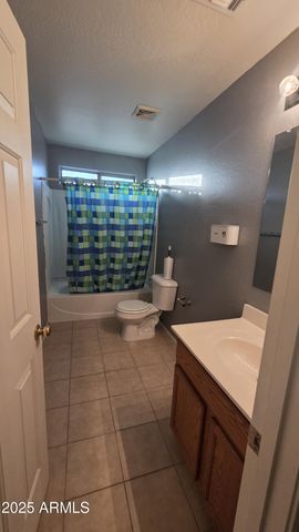 2544 E MEADOW MIST Lane, San Tan Valley, AZ 85140