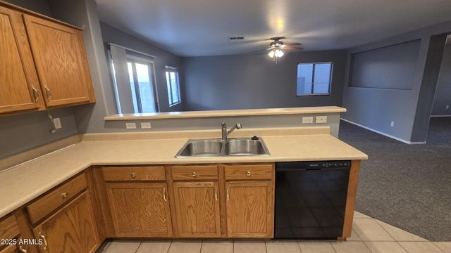 2544 E MEADOW MIST Lane, San Tan Valley, AZ 85140