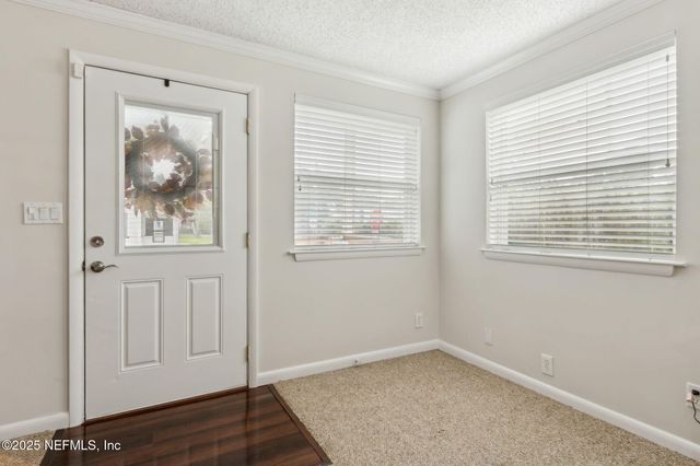 4252 LEXINGTON Avenue, Jacksonville, FL 32210