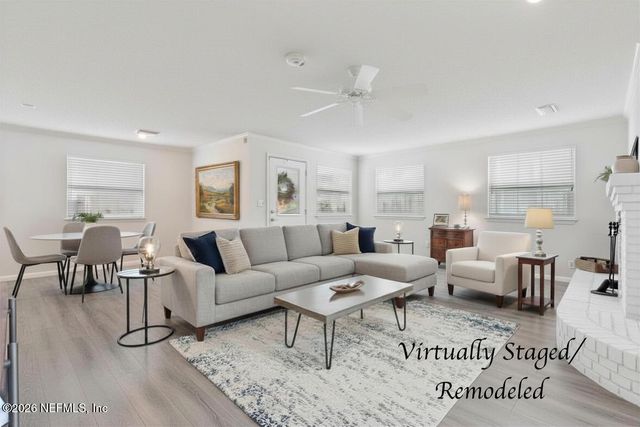 4252 LEXINGTON Avenue, Jacksonville, FL 32210