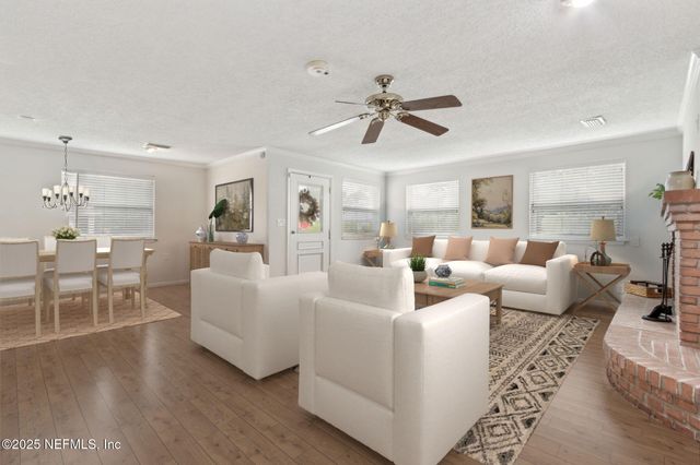 4252 LEXINGTON Avenue, Jacksonville, FL 32210