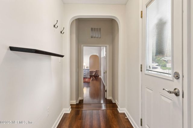 4252 LEXINGTON Avenue, Jacksonville, FL 32210