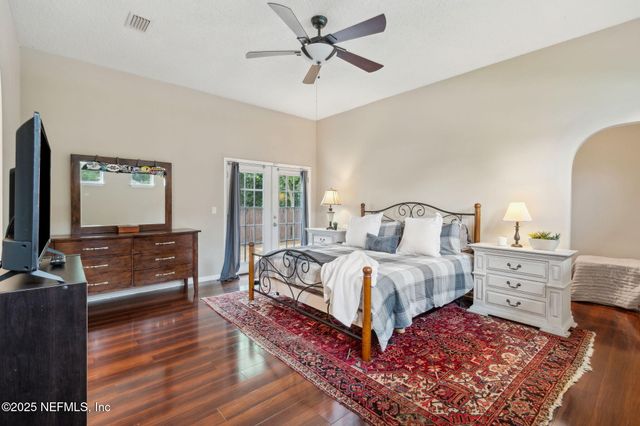 4252 LEXINGTON Avenue, Jacksonville, FL 32210