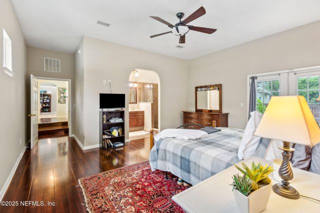 4252 LEXINGTON Avenue, Jacksonville, FL 32210