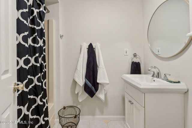 4252 LEXINGTON Avenue, Jacksonville, FL 32210