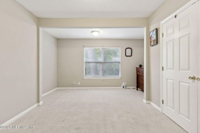 4252 LEXINGTON Avenue, Jacksonville, FL 32210