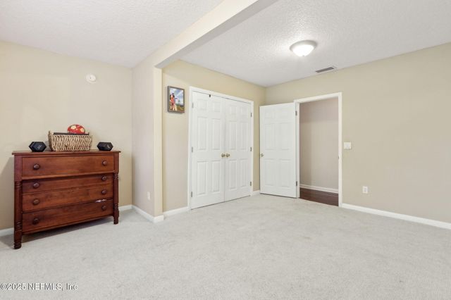 4252 LEXINGTON Avenue, Jacksonville, FL 32210