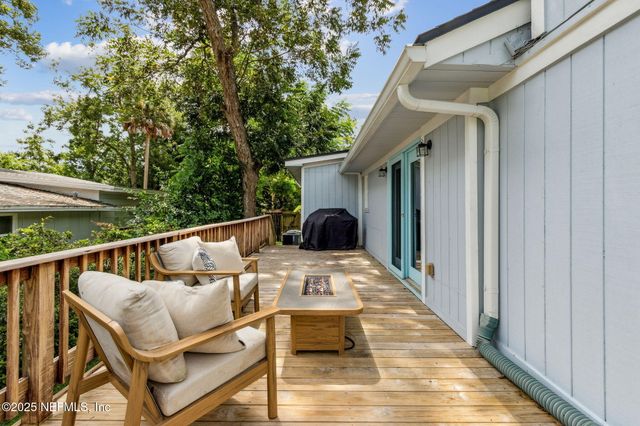 4252 LEXINGTON Avenue, Jacksonville, FL 32210