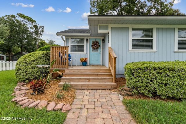 4252 LEXINGTON Avenue, Jacksonville, FL 32210