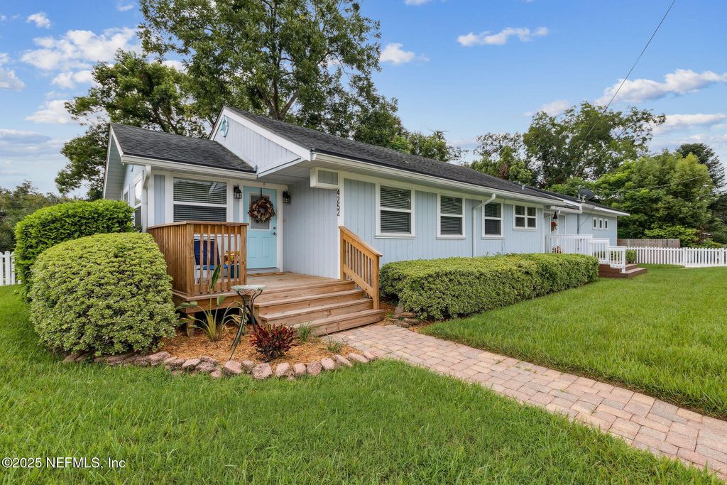 4252 LEXINGTON Avenue, Jacksonville, FL 32210